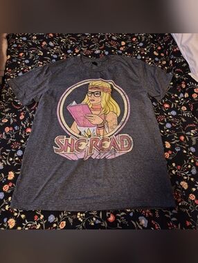 Tee Public She Read Ra MOTU Masters Of The Universe Funny Tee T Shirt. Size L